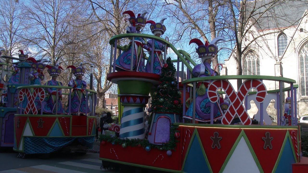 de volledige carnavalstoet van Dendermonde op 26 Februari 2023