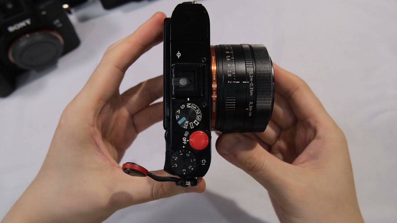 Sony RX1R II Hands-On Demo [4K]