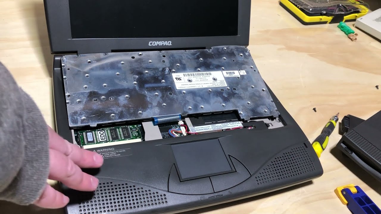 Compaq Armada 1500 series RAM, hard drive & CMOS battery replacement tutorial