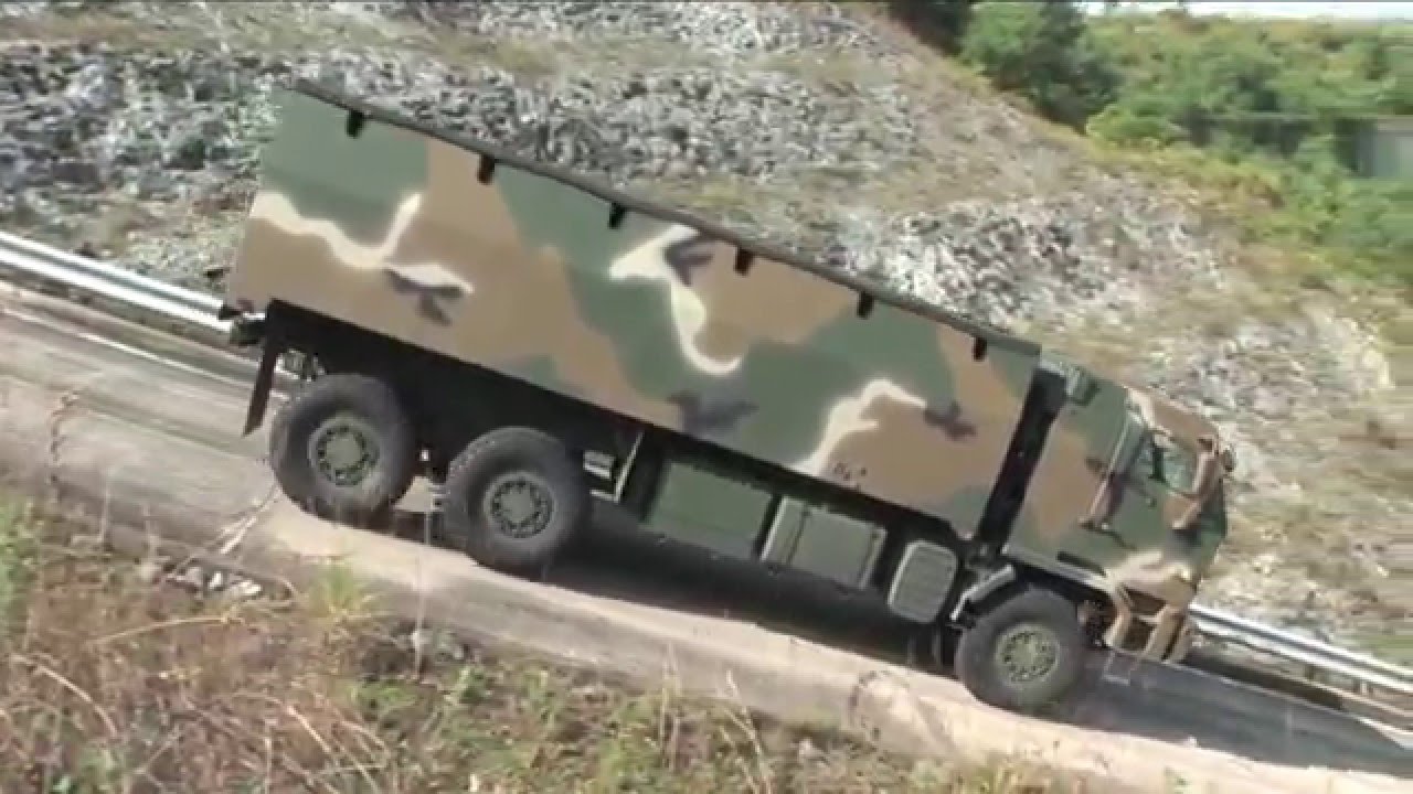 KMTV (KIA Vehículo Táctico Mediano), Prototipo - Spanish