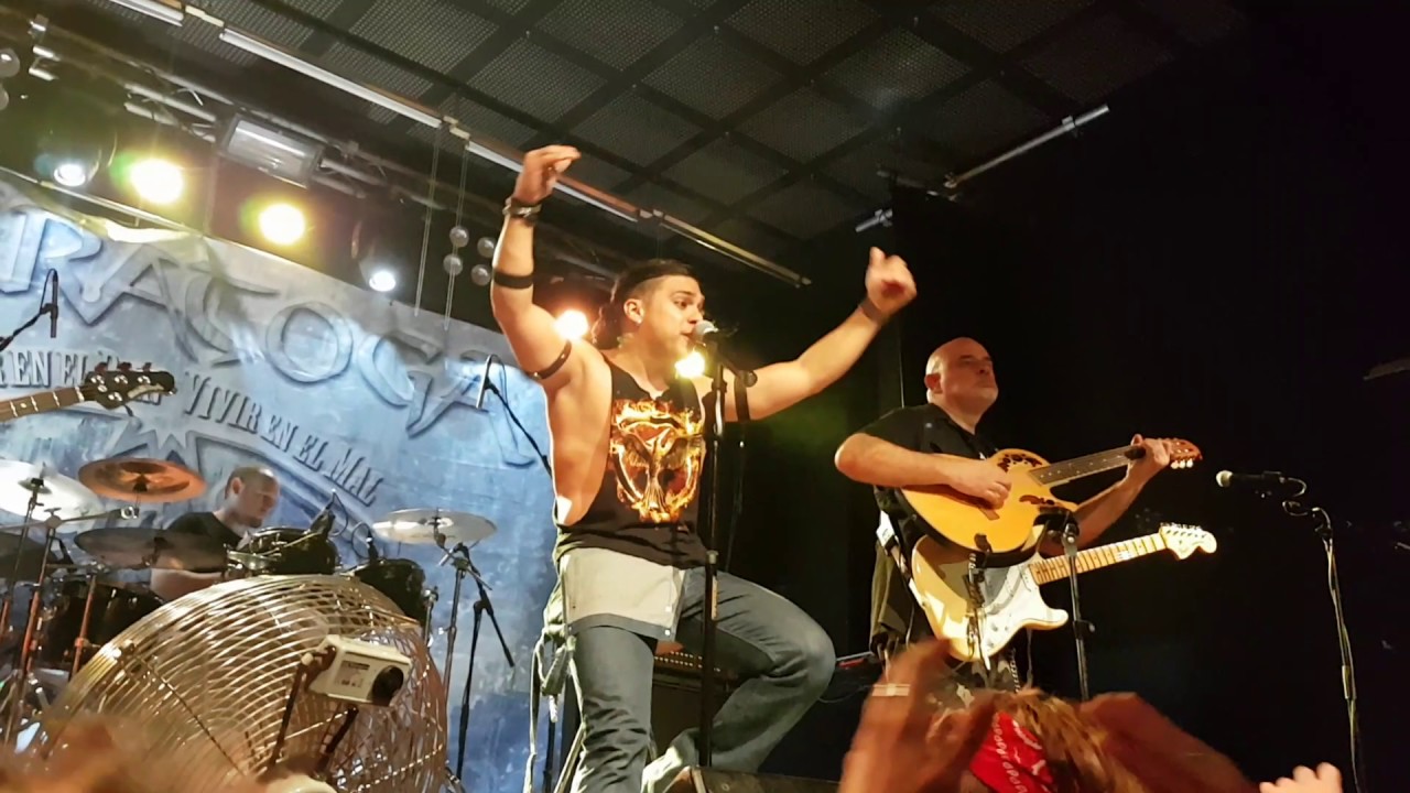 En tu cuerpo / Lejos de ti / Si amaneciera - Saratoga(Stage live,Bilbao)