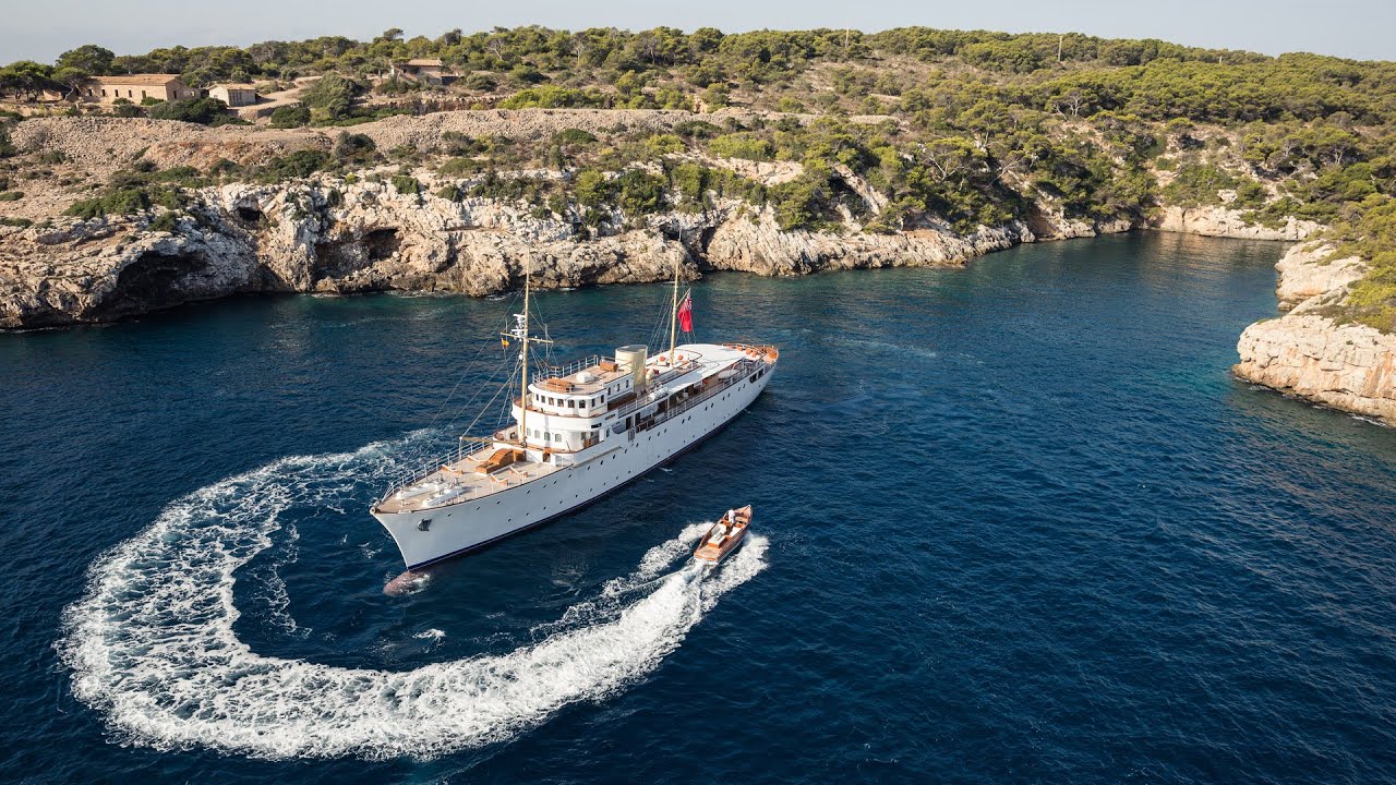Superyacht SHEMARA | 212ft | England