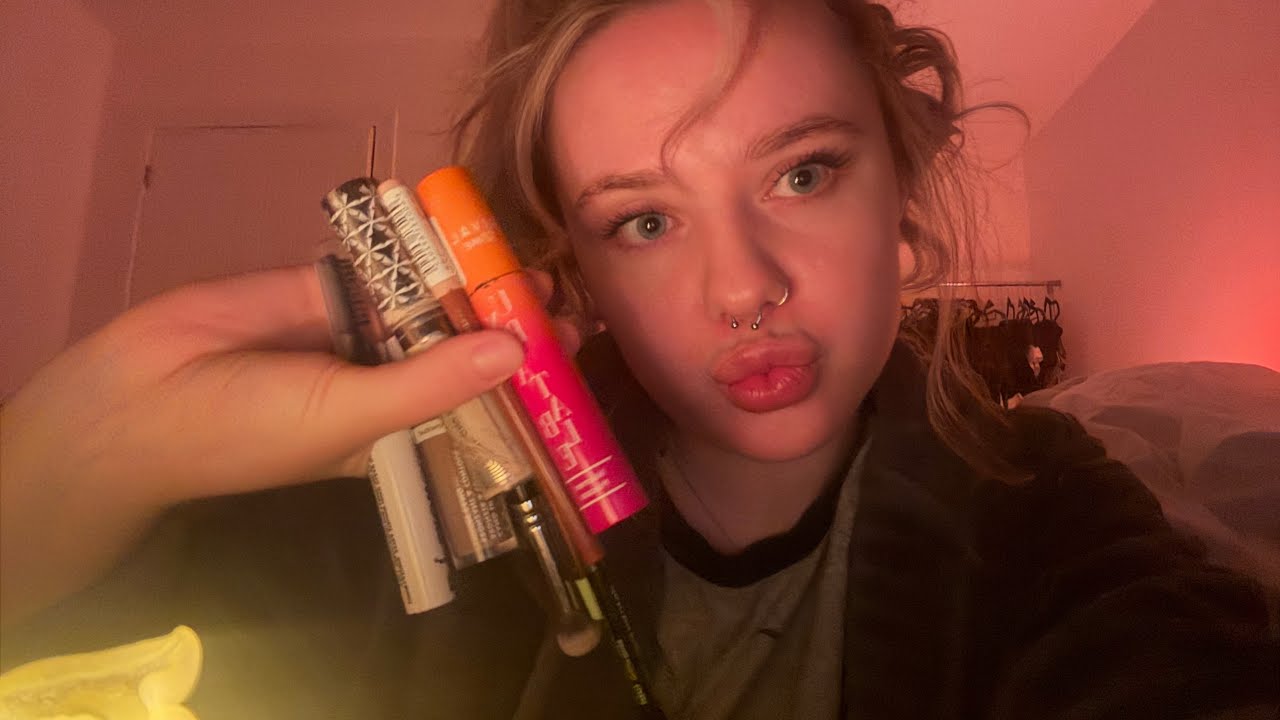 ASMR doing your makeup 