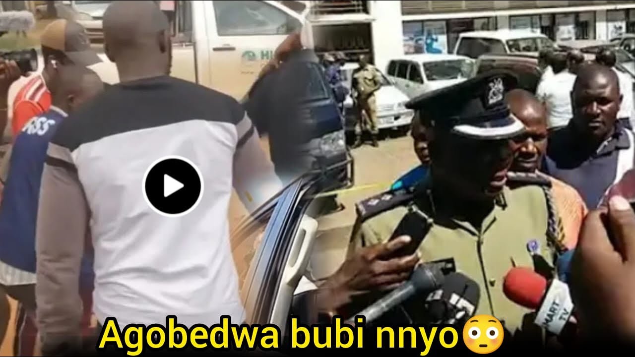 Ekiri ku police / full figure naye akigudeko akatambi kakano ye junior ne kasuku mu jazz with mzee..