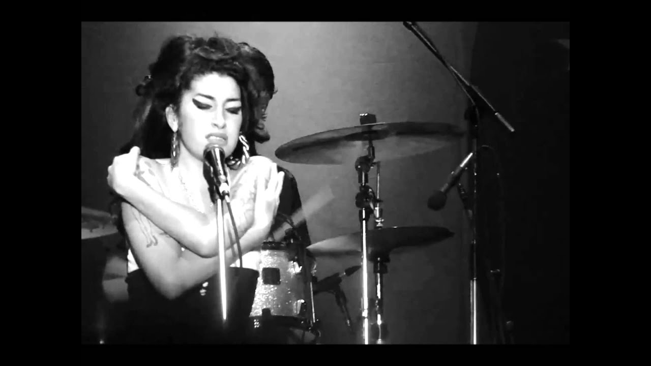 Amy Winehouse......SHANGRI - LAS... I Can Never Go Home Anymore ...