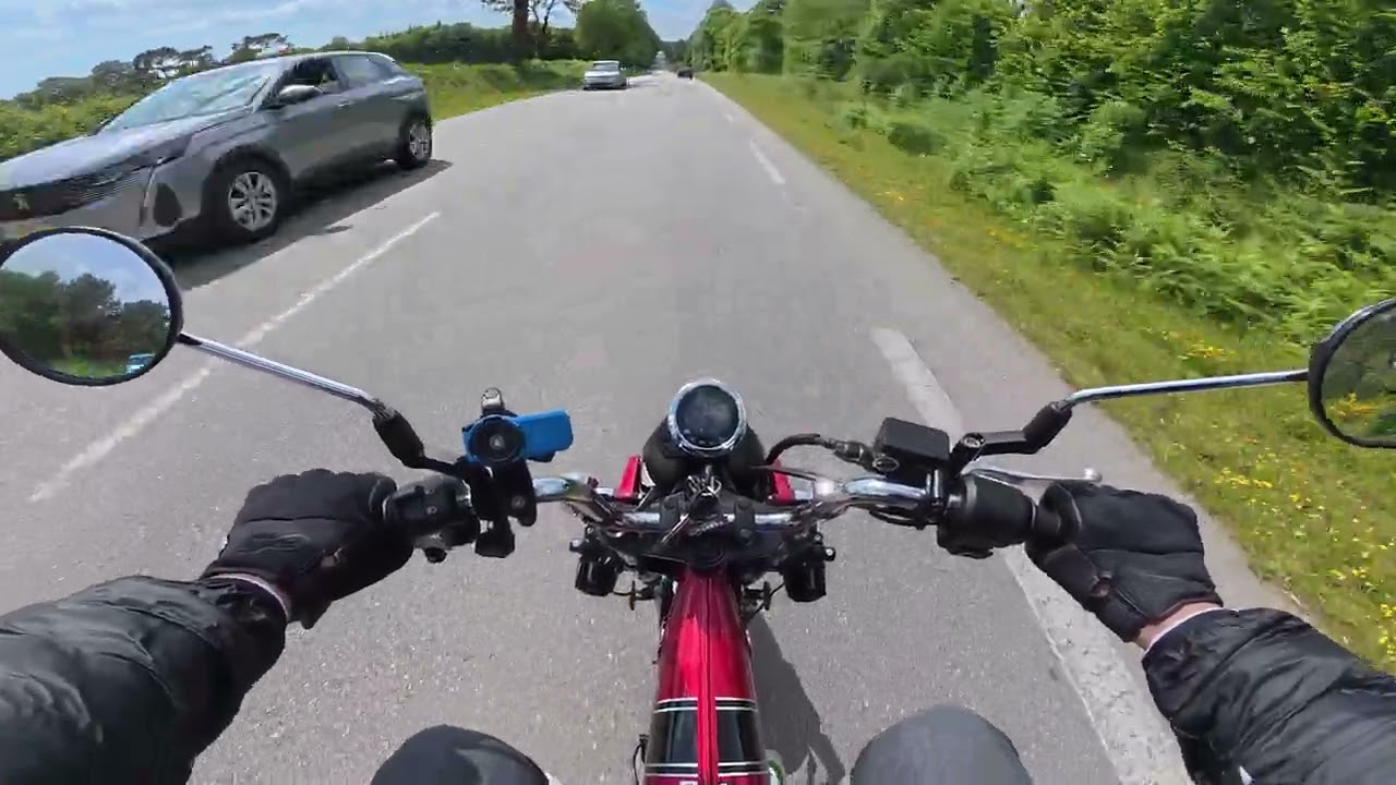Honda Dax 125 - Balade en Bretagne (Questembert, Vannes)