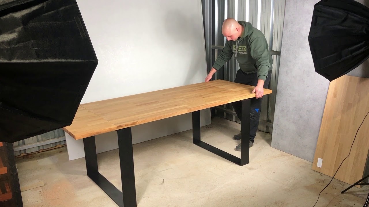 Mesa de comedor rectangular extensible de estilo industrial por Mesarte Artesanos