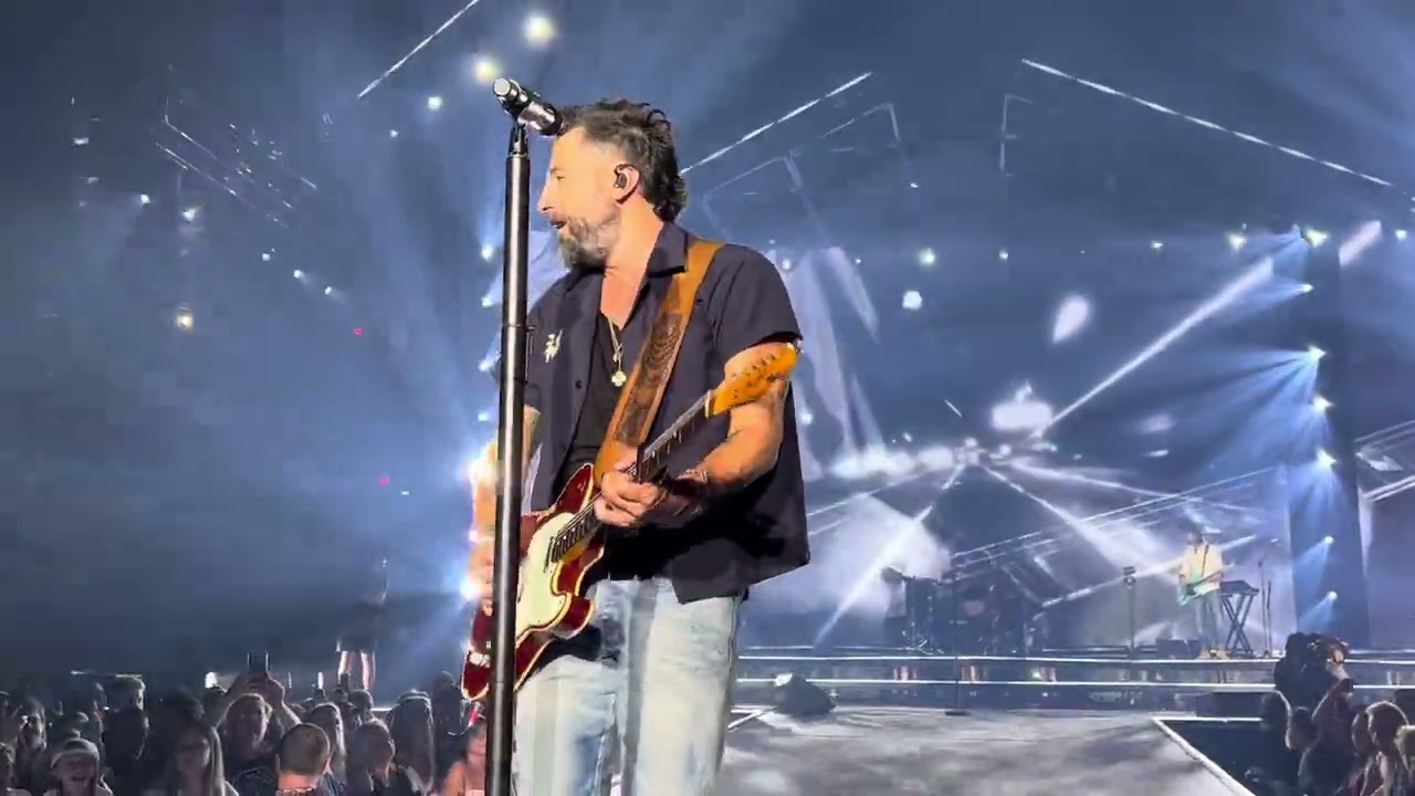 Old Dominion “Memory Lane” Live at The Santander Arena