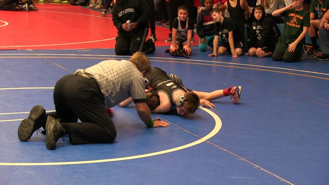 Roeman wrestles Mooresville Tournament Match #4 192016
