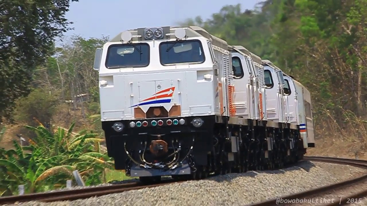 Deru Akselerasi Triple Traksi CC206