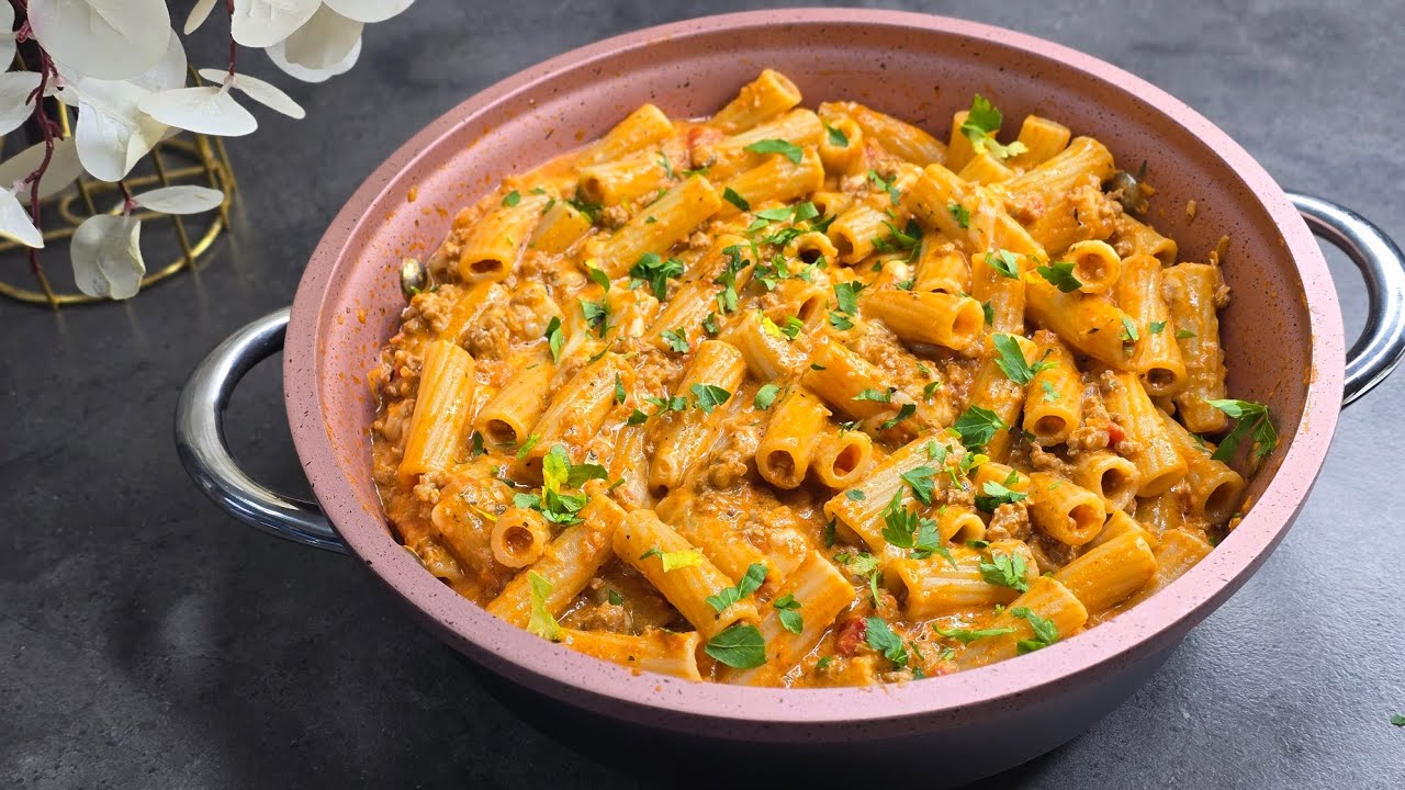 Dreka Gati n&euml; 10 Minuta - Pasta Kremoze si n&euml; Restoran Me 5 Yje Leht&euml; dhe Shpejt&euml; 