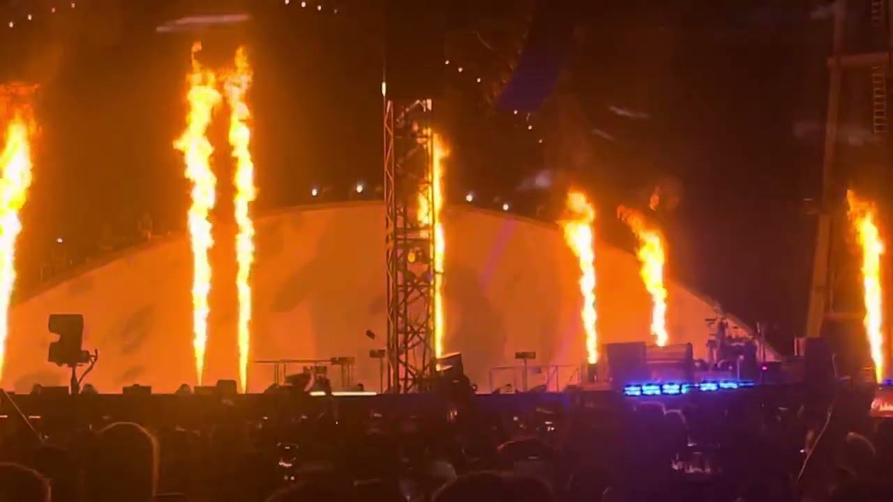 Something Just Like This - Coldplay-  26 giugno 2023 - Milano San Siro