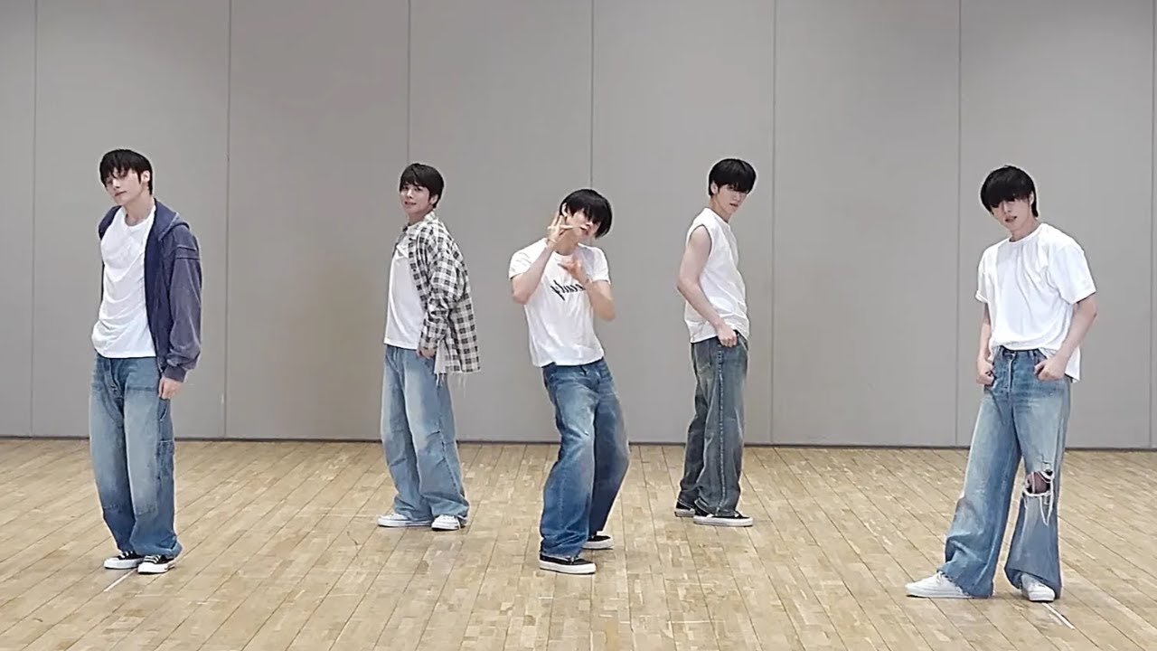 TXT - &lsquo;Love Language&rsquo; Dance Practice [MIRRORED]