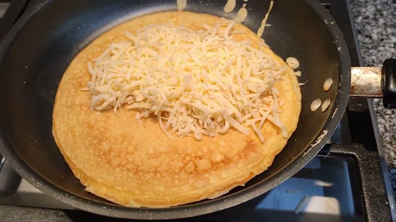 Panqueca com farinha de arroz. Seu café da manhã muito mais saudável