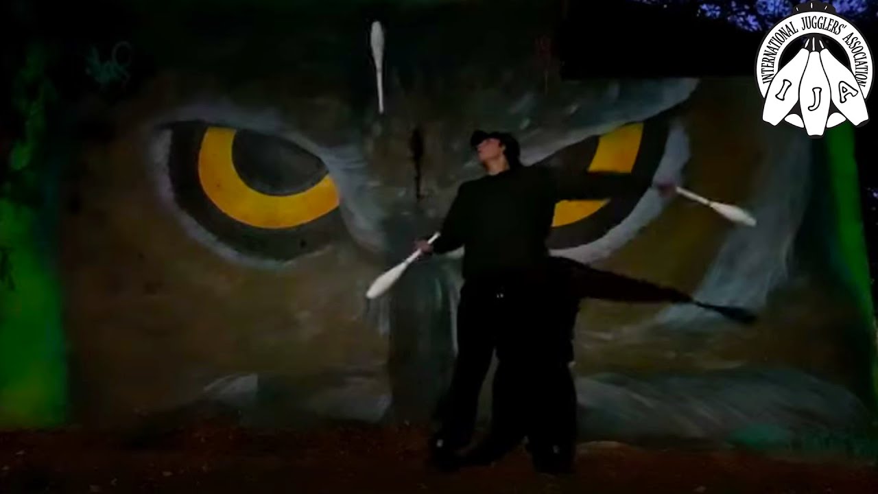 IJA Tricks of the Month by Lucas Chaparro from Chile | Juggling clubs