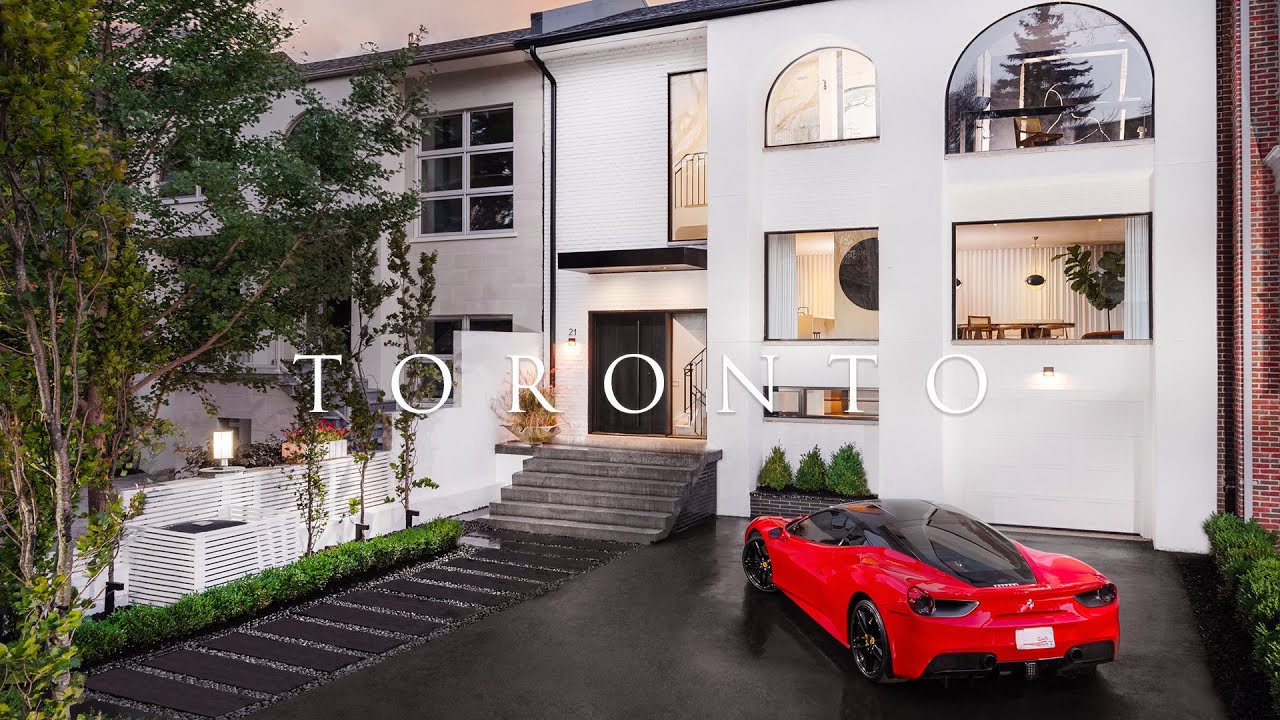 LUXURY LIVING - TORONTO ONTARIO