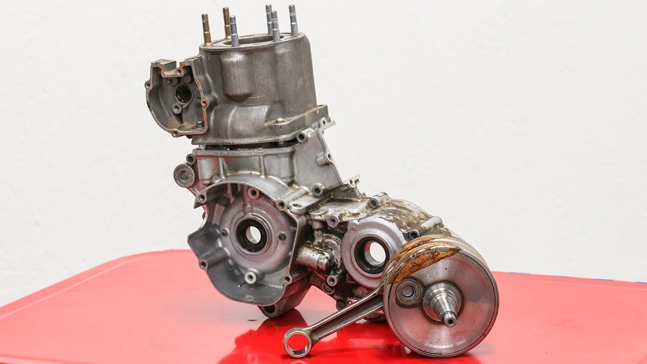 The Best Way To Clean Dirty Engine Parts