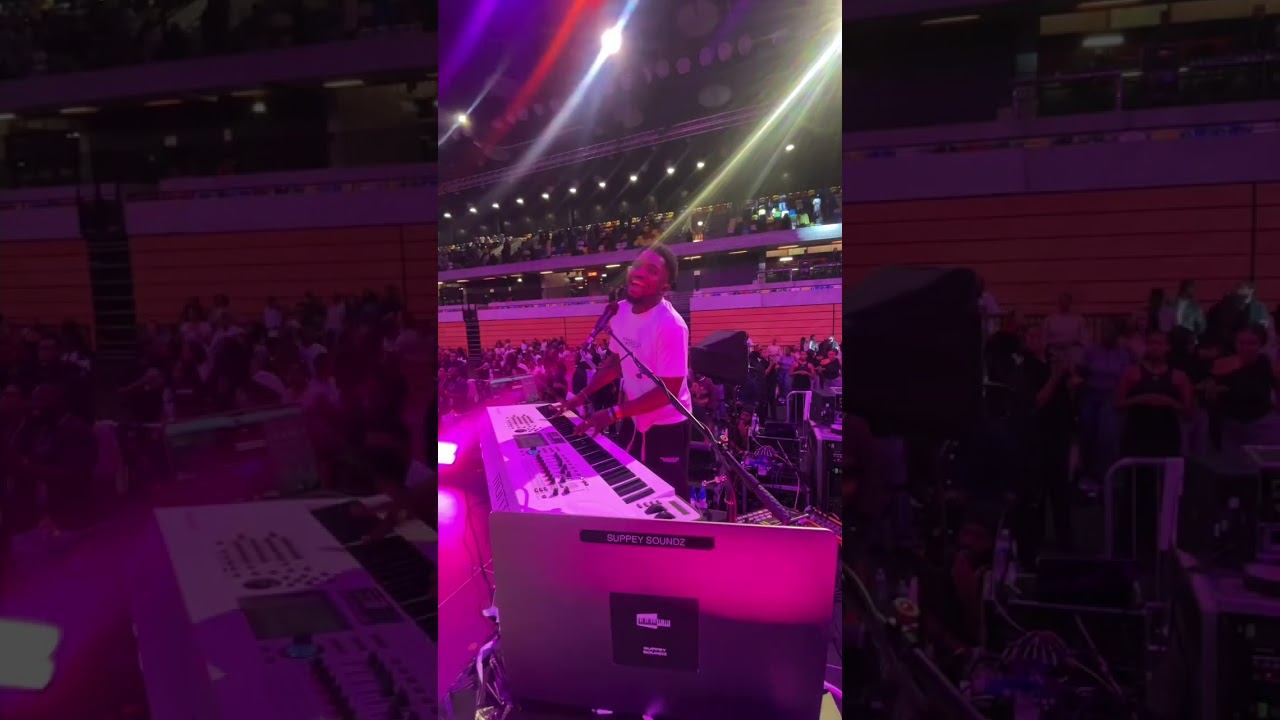 HOT AFRICAN PRAISE MEDLEY LIVE in LONDON @ THE COPPERBOX ARENA