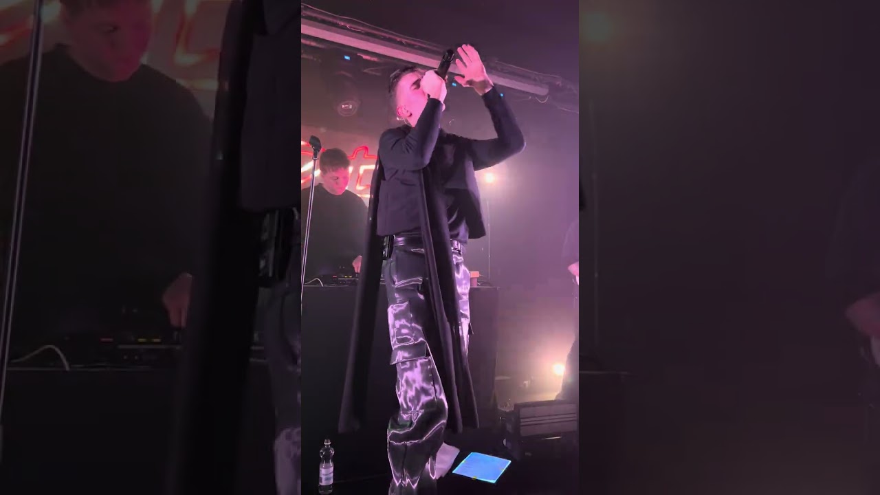 Robin Packalen Tuut Tuut Tuut 