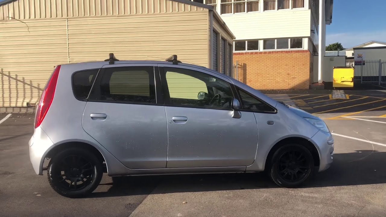 Mitsubishi Colt 2003