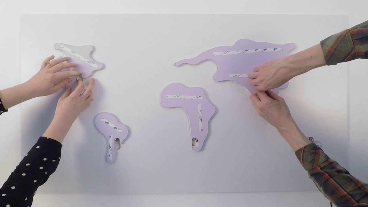 Aide à la pose - Carte du monde lumineuse LED