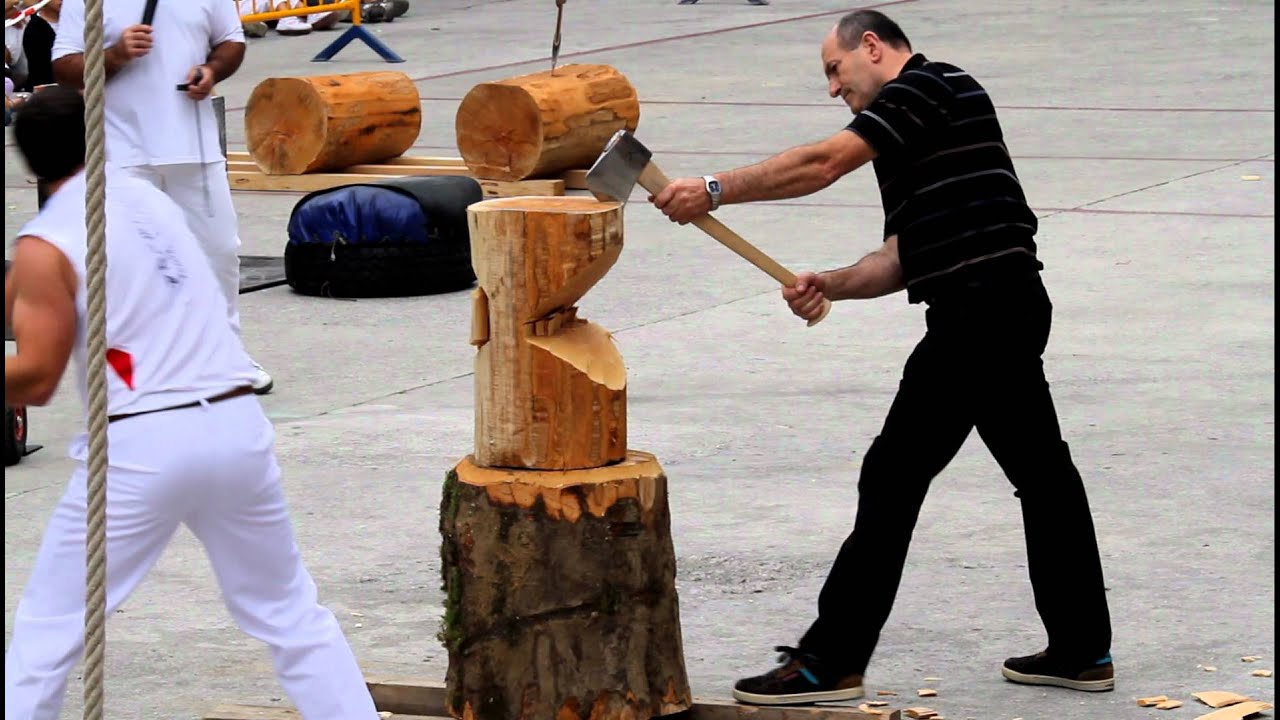 Jon Rekondo eta Joseba Otaegi Aizkolariak - 2011 Leitzan 8793