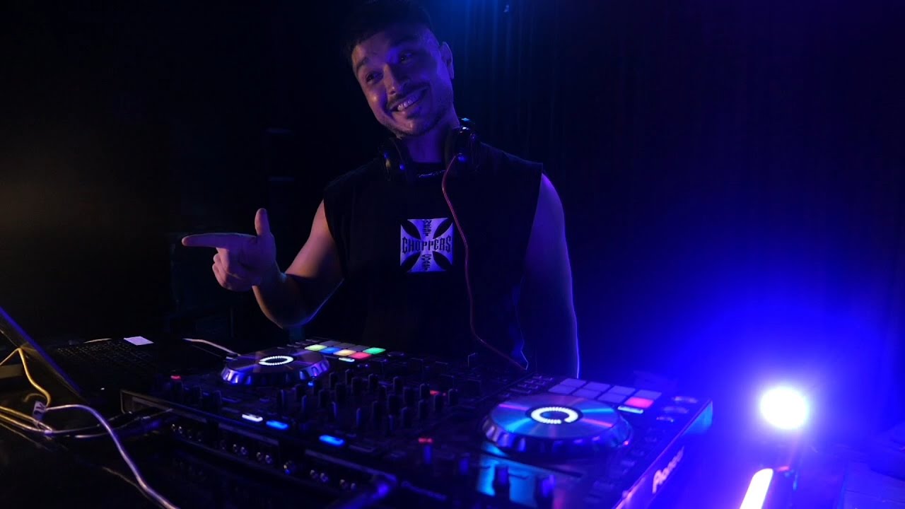 SET CUMBIA vs REGGAETON (30/1 en vivo en Matienzo)