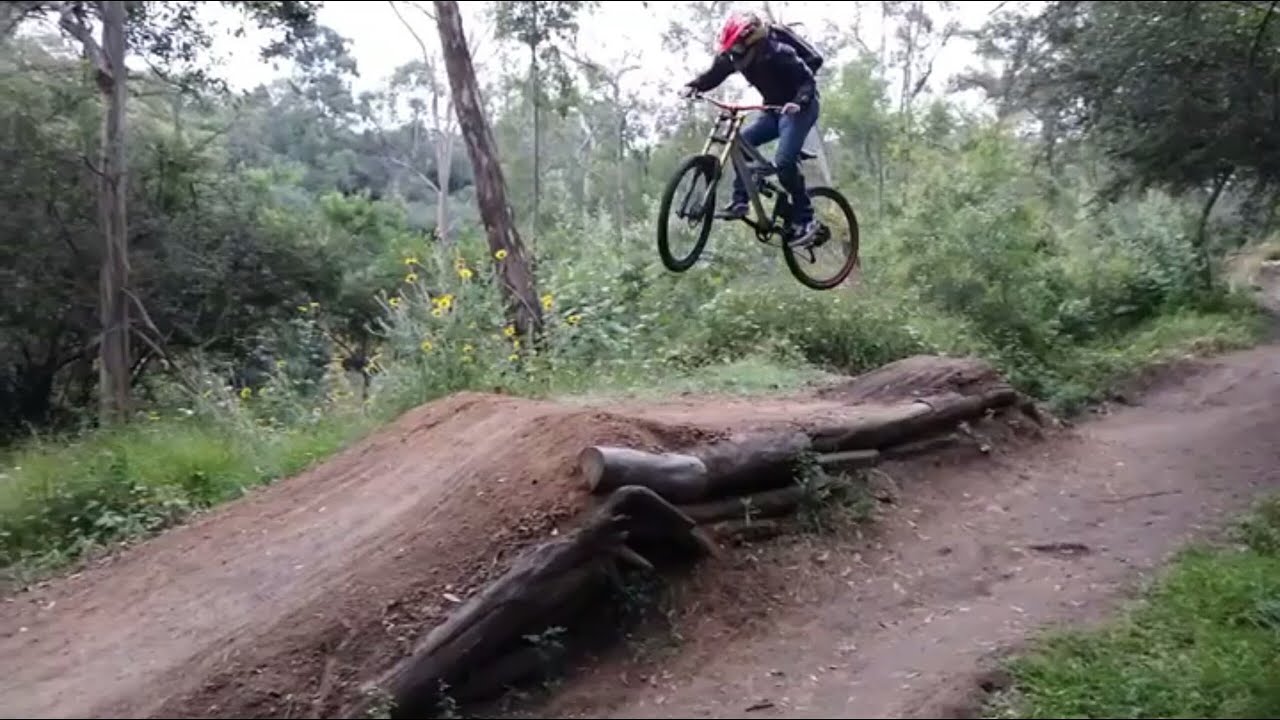 MTB Chapu// probando los Meroca M4 y suspensiónes🐺🌲