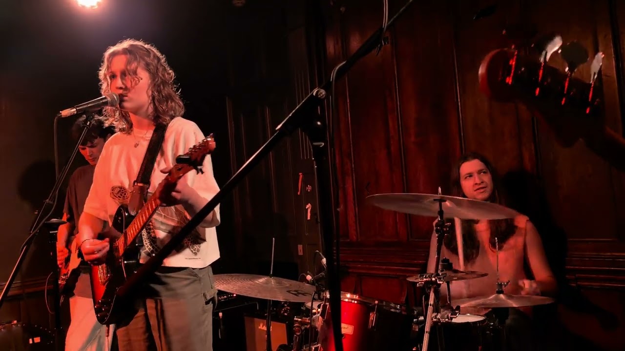 Rollups - Don't Let Go [Live at the Castle Hotel, 07/02/2026] {Pink Industry cover}