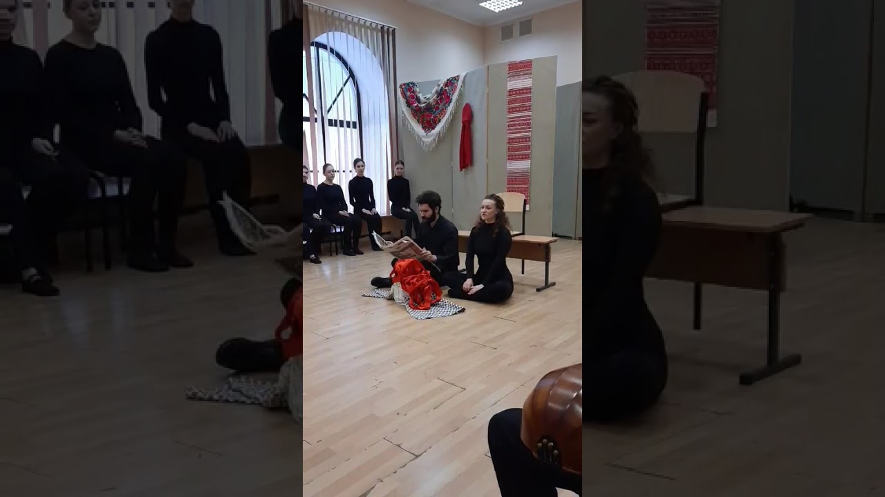 Йожен Йонеско “Голомоза співачка”