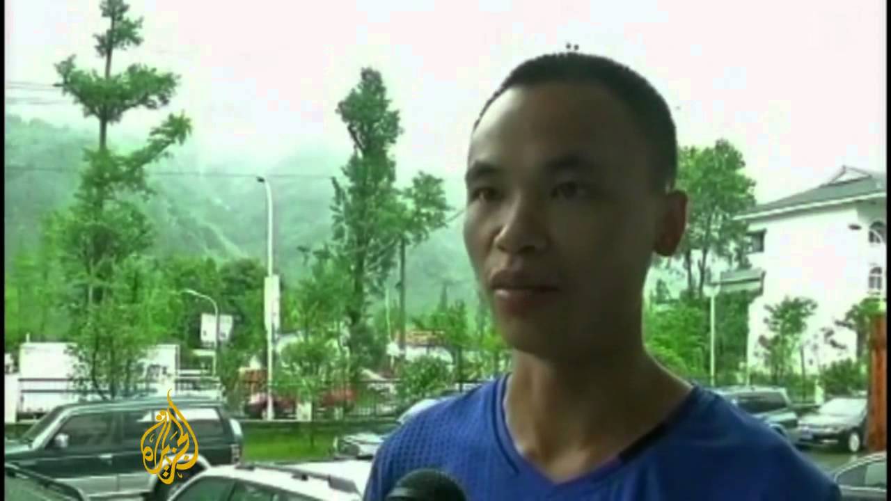 China landslide buries dozens