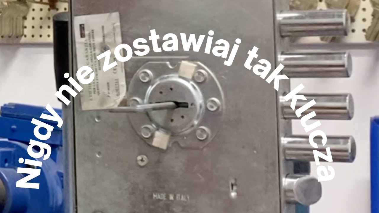 Nigdy nie zostawiaj tak klucza !!!