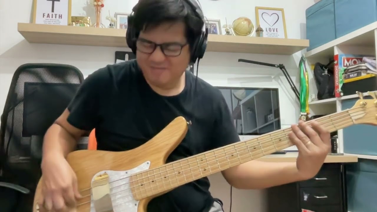 Resound in Praise by Ron Kenoly Bass Cover