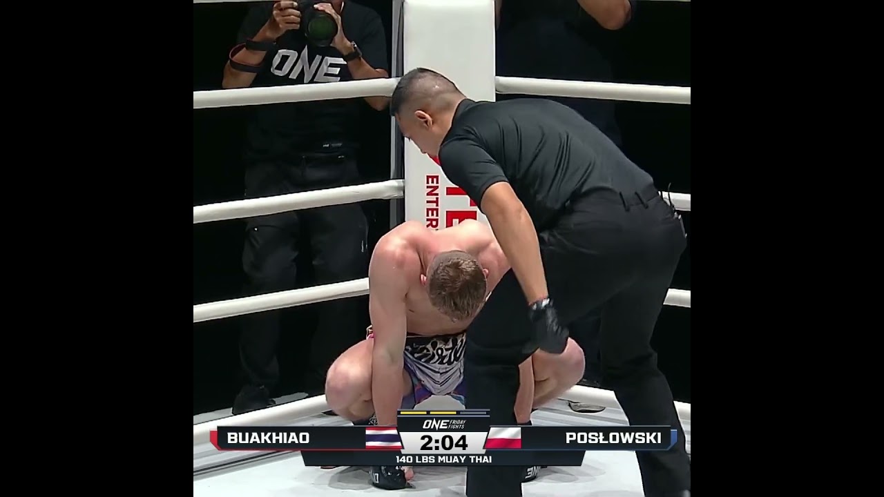 Body BREAKER 💥 Buakhiao shuts down Jakub Poslowski for his fourth straight win on ONE Friday Fights!