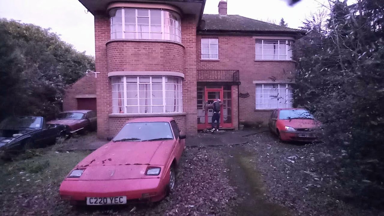 We Found An Auto Designers ABANDONED House With EVERYTHING LEFT BEHIND Including Classic Cars