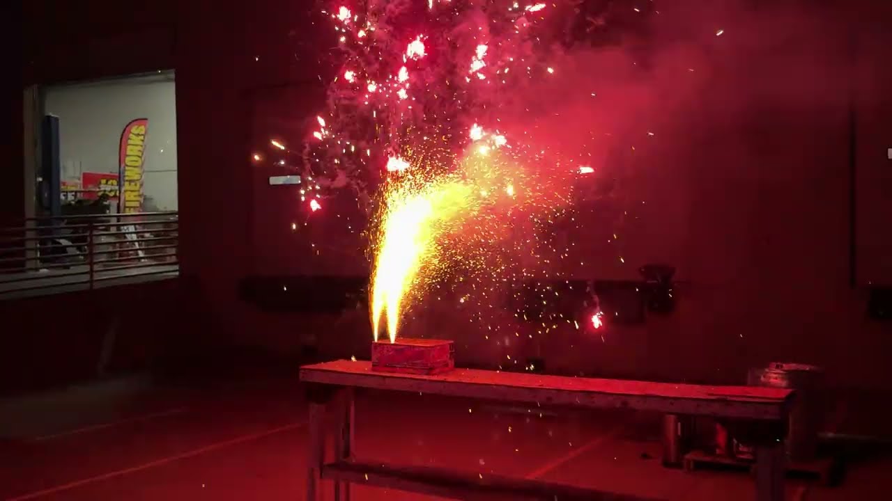 New 2025 5 Minute Showdown TNT Fireworks