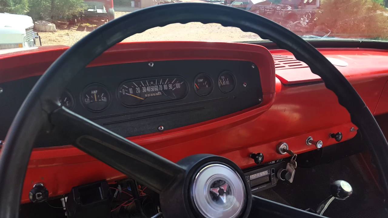 1965 Dodge D200, 440 swap, walkaround and start.