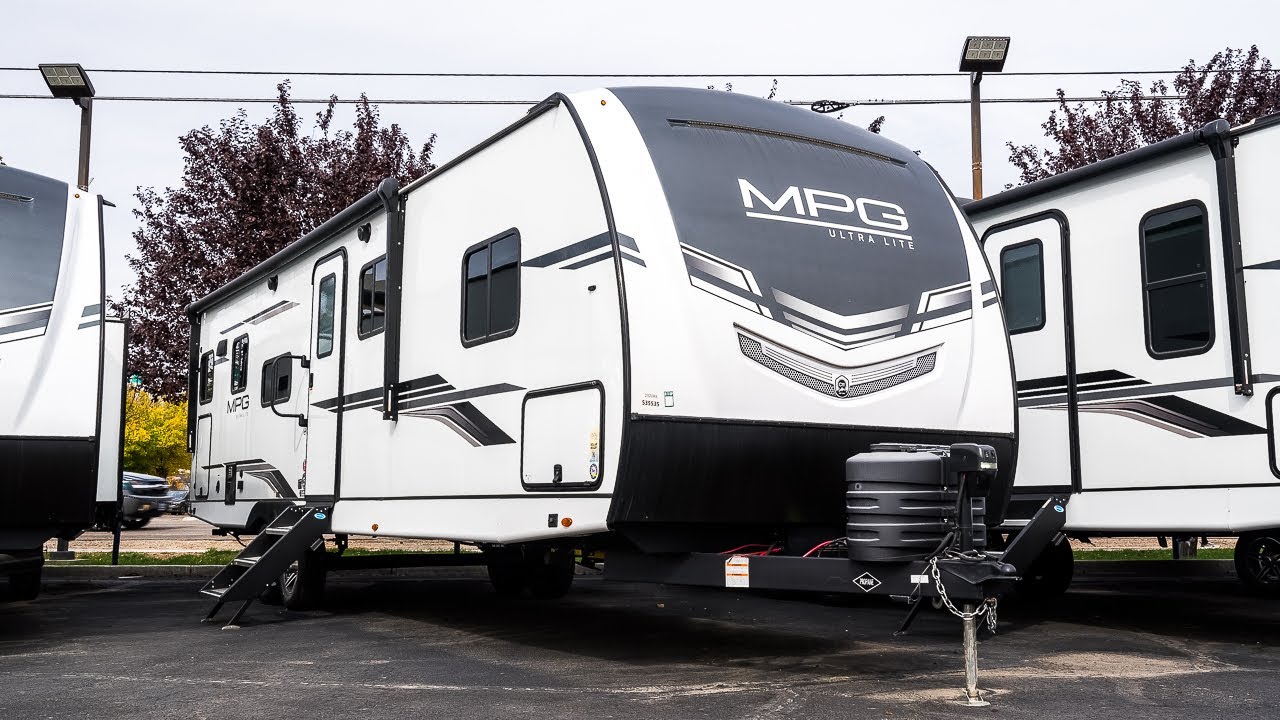 Explore the 2025 Cruiser RV MPG 2920RK Travel Trailer!