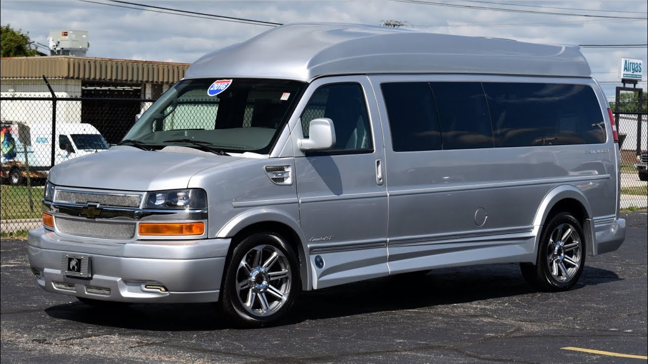 9-местный фургон Chevrolet 2016 года от Explorer Vans | Краткое руководство | CP16120T