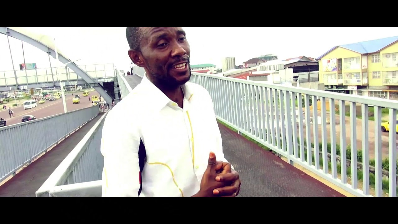 Freddy Tshimanga  dans Le couche du soleil Clip officiel