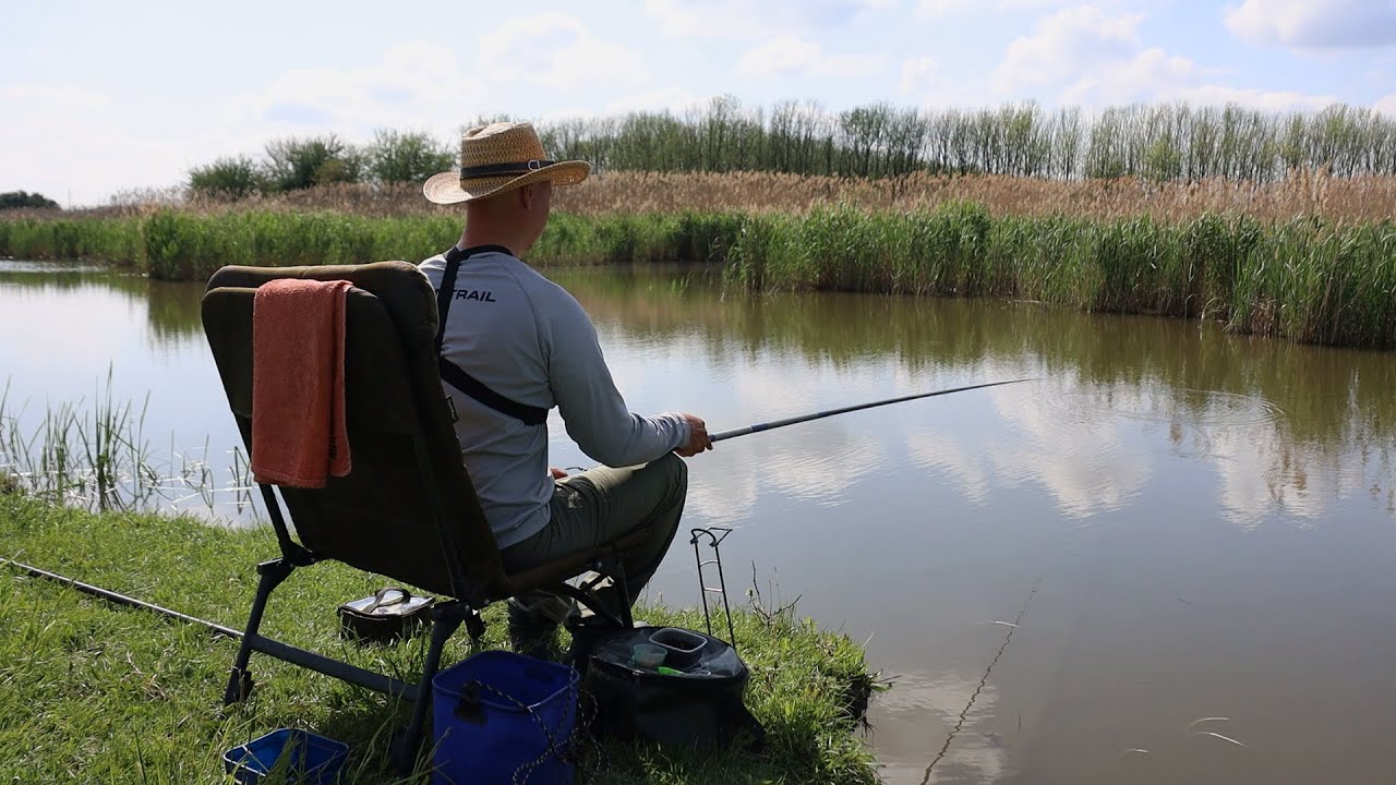 Разведал дикий канал с крупной рыбой, рыбалка на маховую удочку