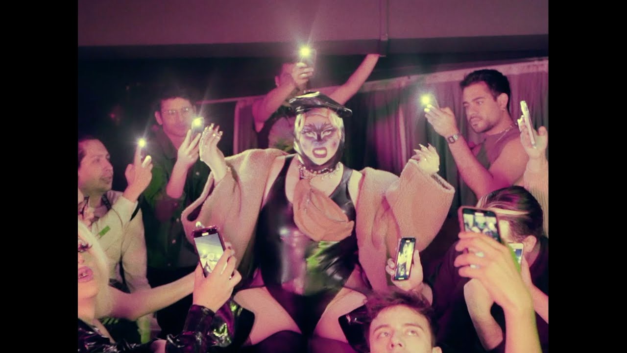 Margaret Y Ya - La Noche (Video Oficial)