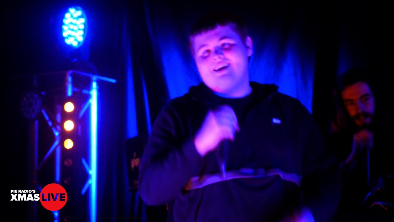Dylan Beddz Live Performance Of What’s The Point, Rainy Days, All Hallows | Pie Radio Xmas Live 🎄