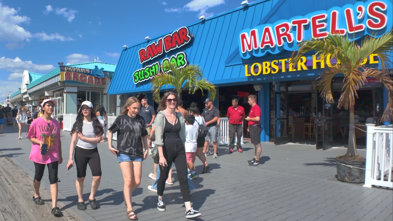 Point Pleasant NJ | Jersey Shore Boardwalk Crowds & Ocean Views