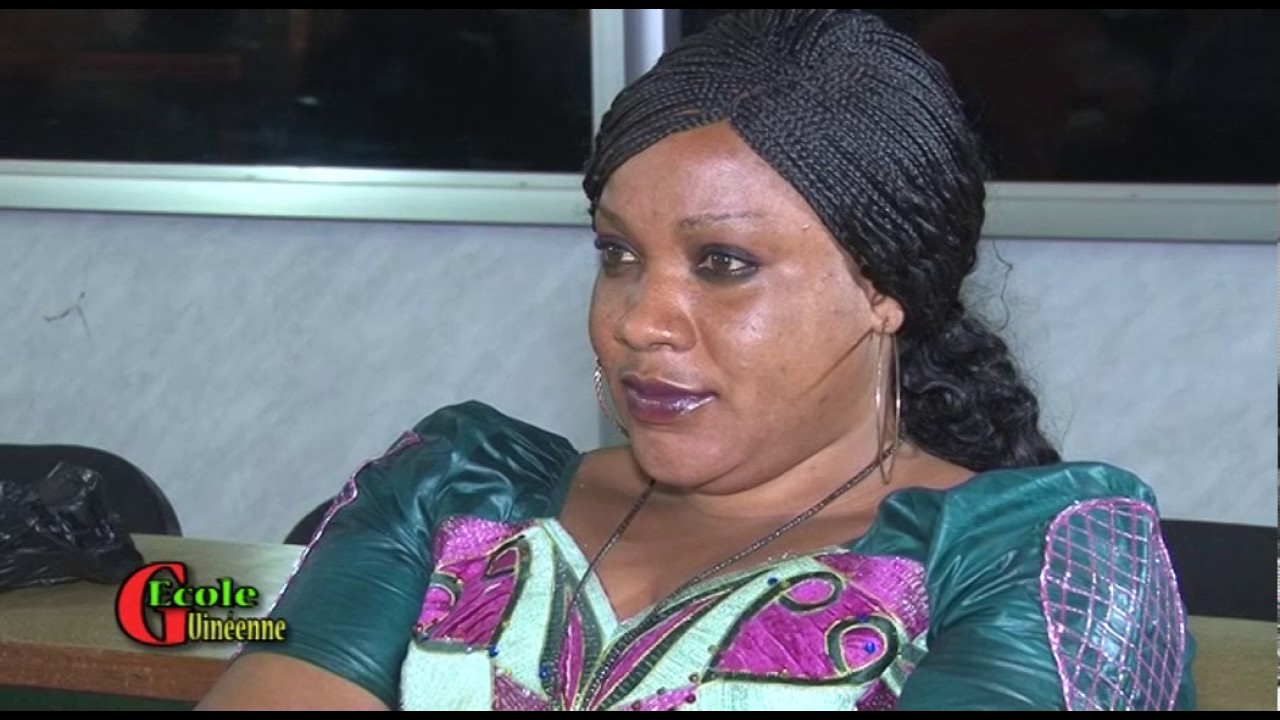 MANDIANA DANS ECOLE GUINEENNE GAMAL