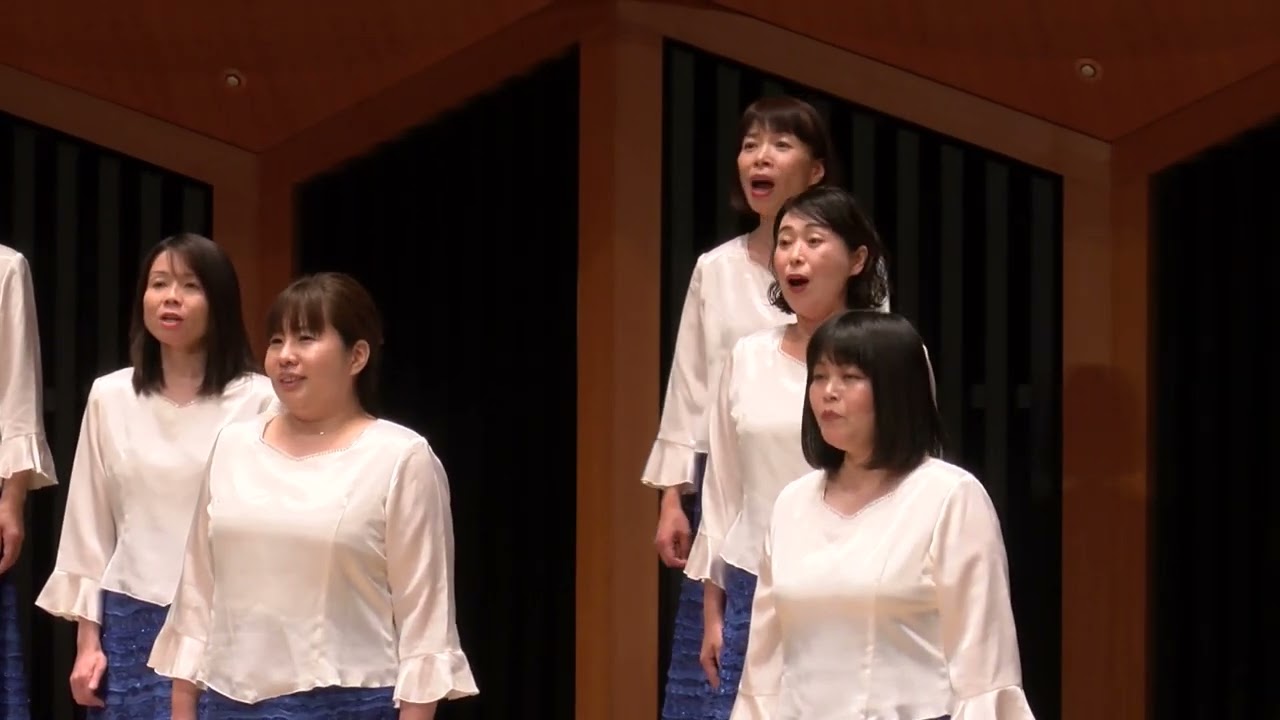 指揮：岩﨑 洋一　　女声合唱団 Coro Natura    CANTA LO CUCO  作曲：M.Pordenon