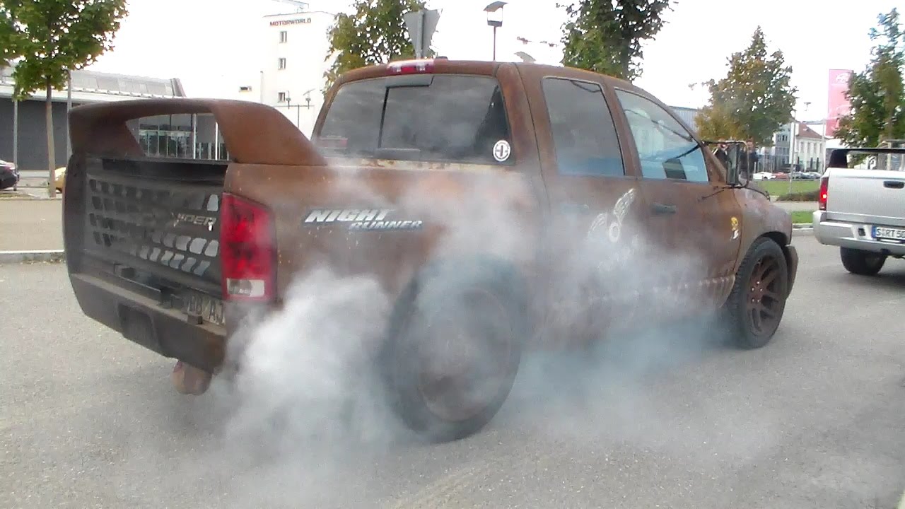 3x Dodge Ram SRT-10 Viper burnout & lovely sounds HD