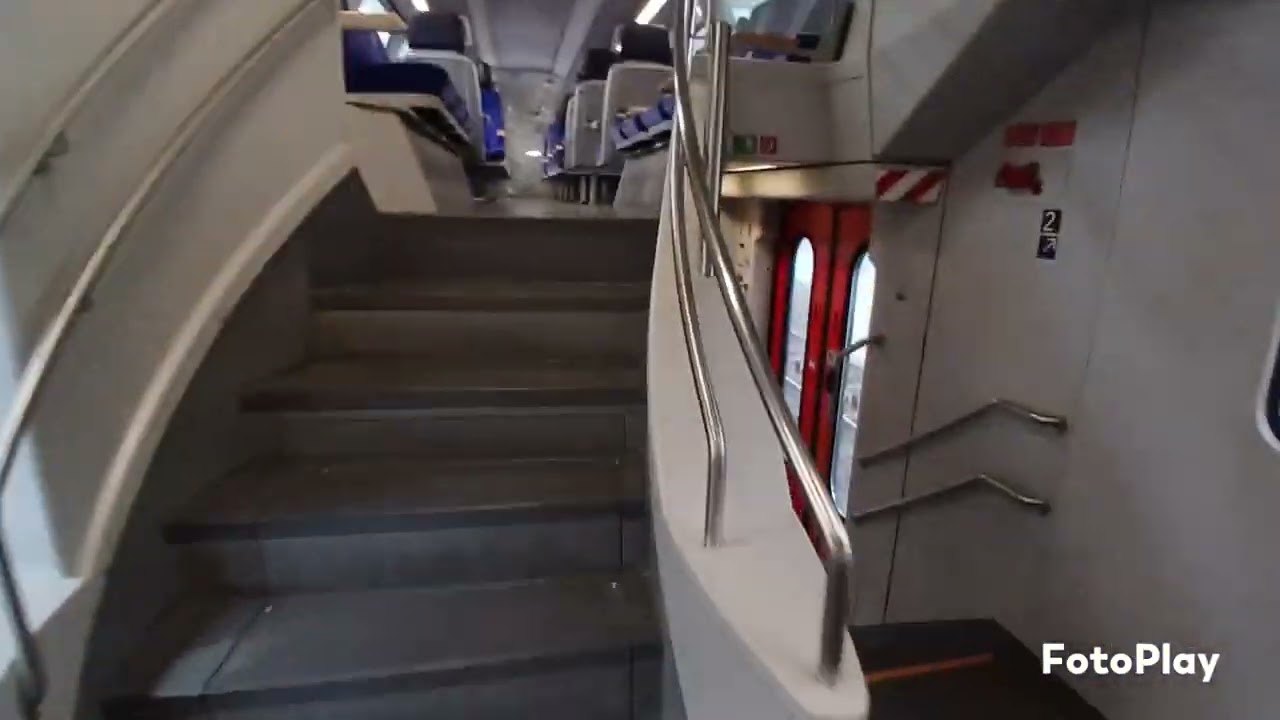 Rundgang alter Doppelstockwagen in München