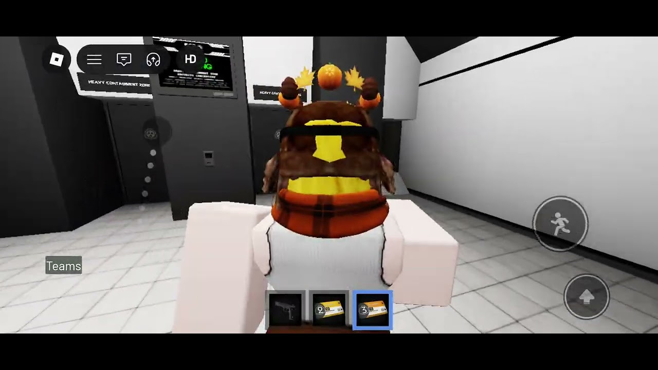 ESCAPING SCP FOUNDATION AS A CLASS D PERSONAL(with only lvl 3 and lvl 2 and lvl 1 key cards)
