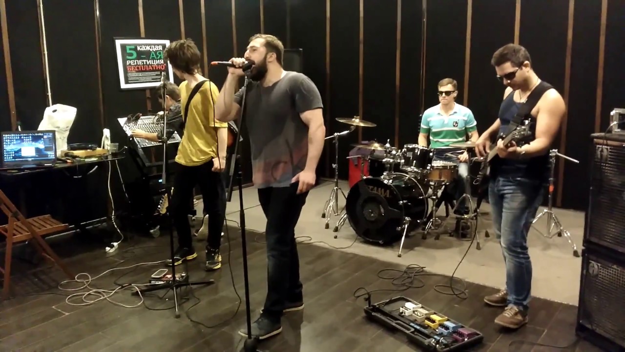 Russian U2 fans team - The Little Things That Give You Away (U2 Cover, 02.09.2017)